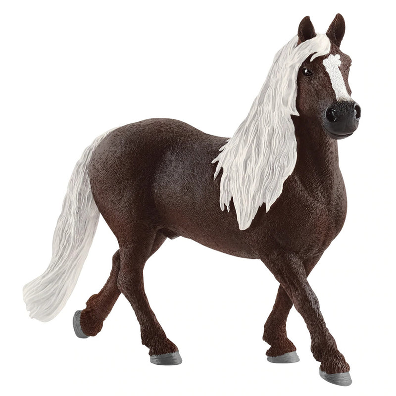 Black Forest Stallion Farm World Schleich Figurine - 13897