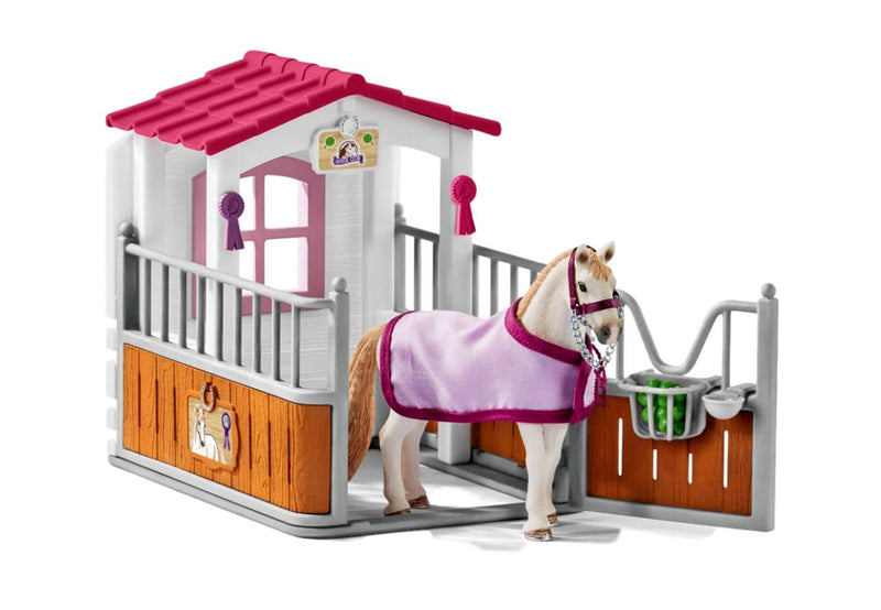 Horse Stall with Luistano Mare Playset by Schleich